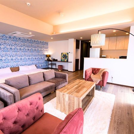 Breaky Hotel Тятан Экстерьер фото
